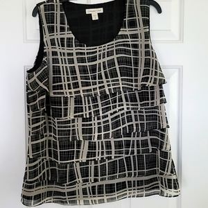 Ladies Sleeveless Blouse